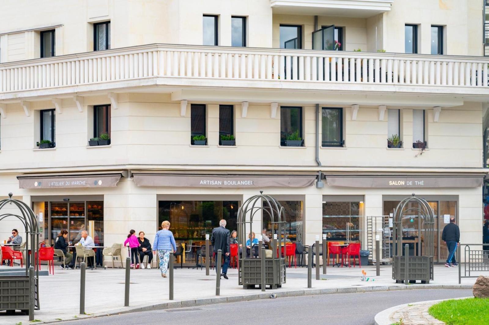A 10Min De Paris La Defense Et Roland Garros Appartement Tout Confort Avec Parking Et Climatisation Rueil-Malmaison Dış mekan fotoğraf